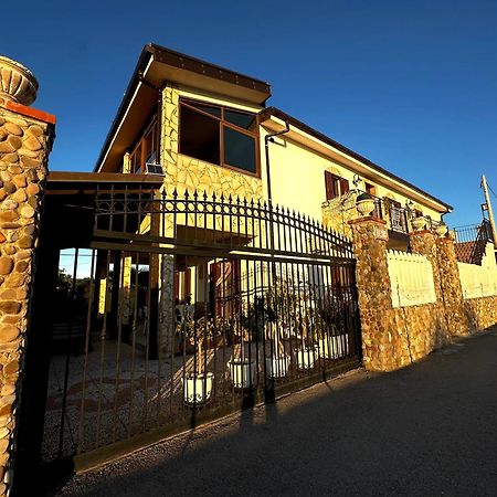 Casa del Sole Campofelice Di Roccella Exterior foto