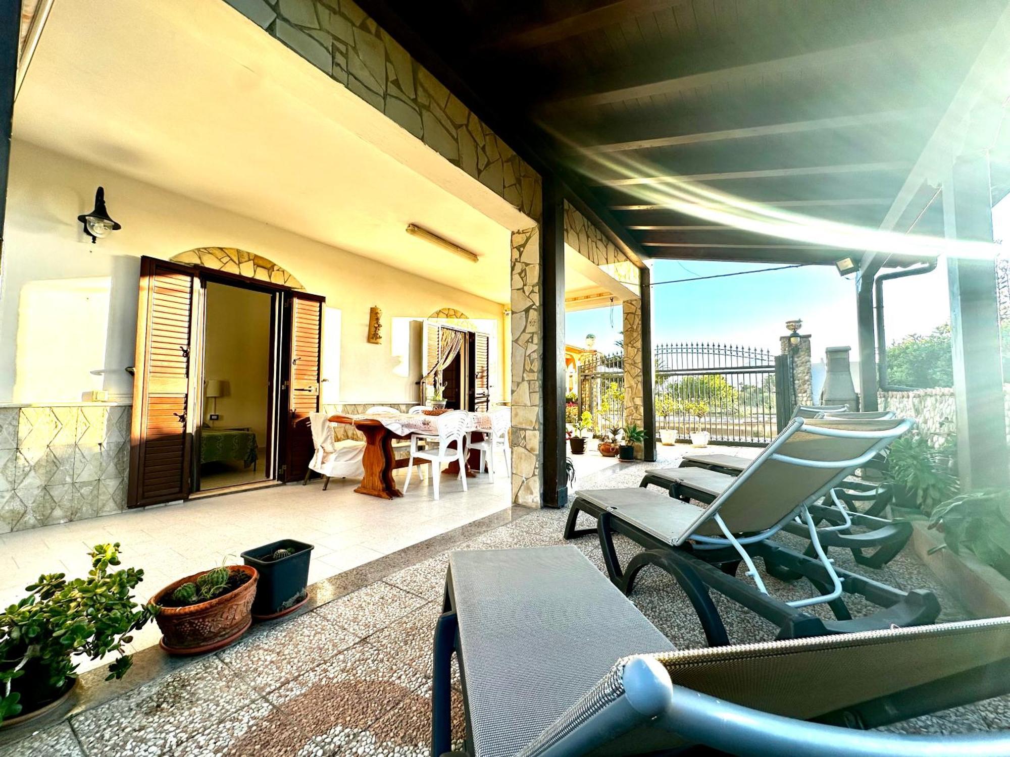 Casa del Sole Campofelice Di Roccella Exterior foto