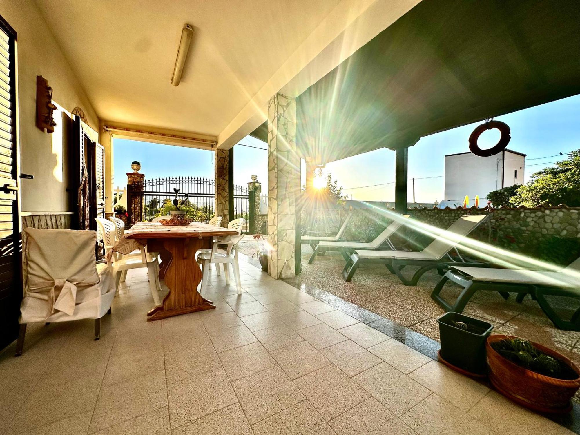 Casa del Sole Campofelice Di Roccella Exterior foto